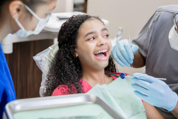 Best Dentist Open Late Near Me  in Fort Mckinley, OH